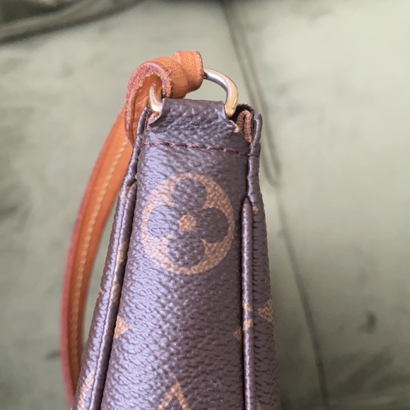 Louis Vuitton pochette accessoires NM - Picture 4 of 13